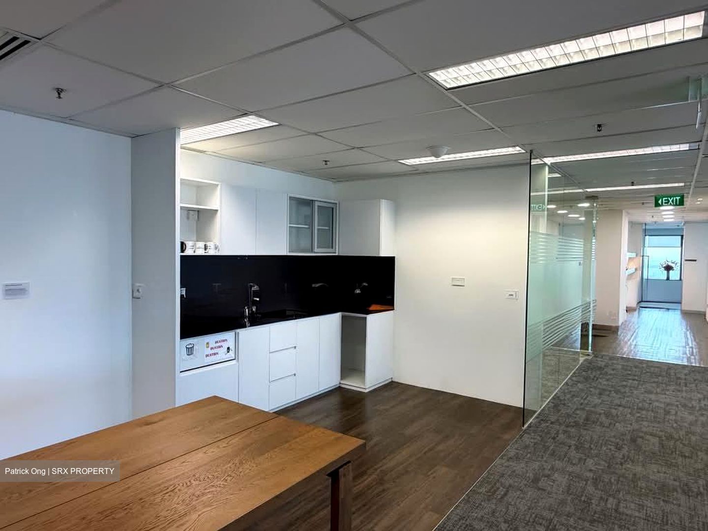 Oue Downtown (D1), Office #547800401